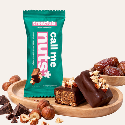 1 x call me nuts (ciemny orzech laskowy) pojedynczy baton